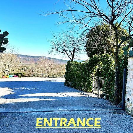 La Fabbrichina Il Luogo Della Pace Apartment Camporbiano Luaran gambar