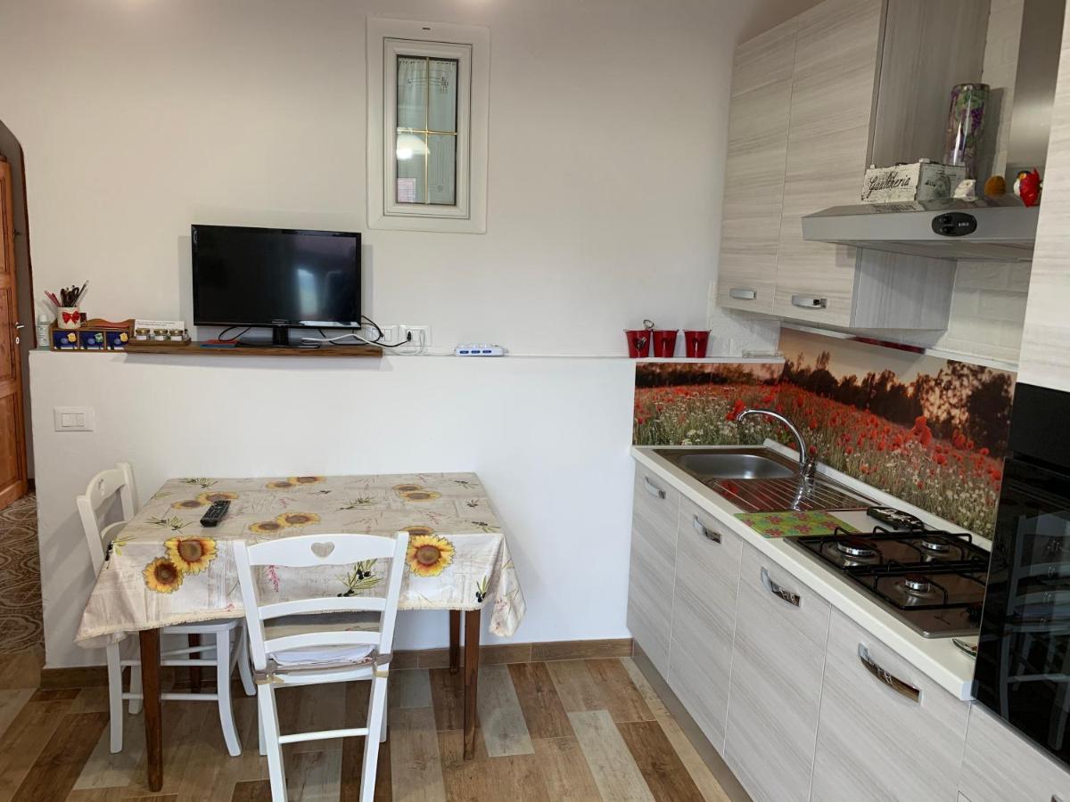 La Fabbrichina Il Luogo Della Pace Apartment Camporbiano Luaran gambar