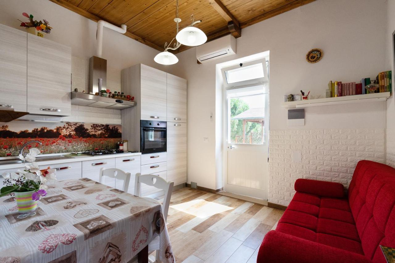 La Fabbrichina Il Luogo Della Pace Apartment Camporbiano Luaran gambar