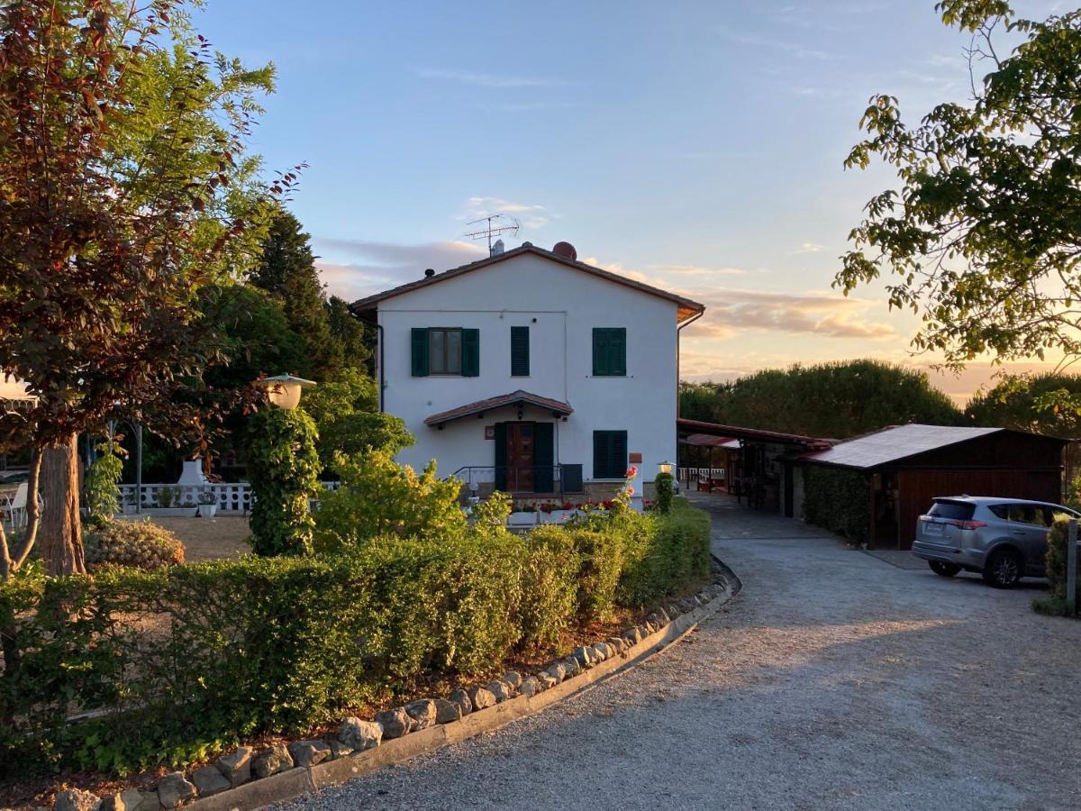 La Fabbrichina Il Luogo Della Pace Apartment Camporbiano Luaran gambar