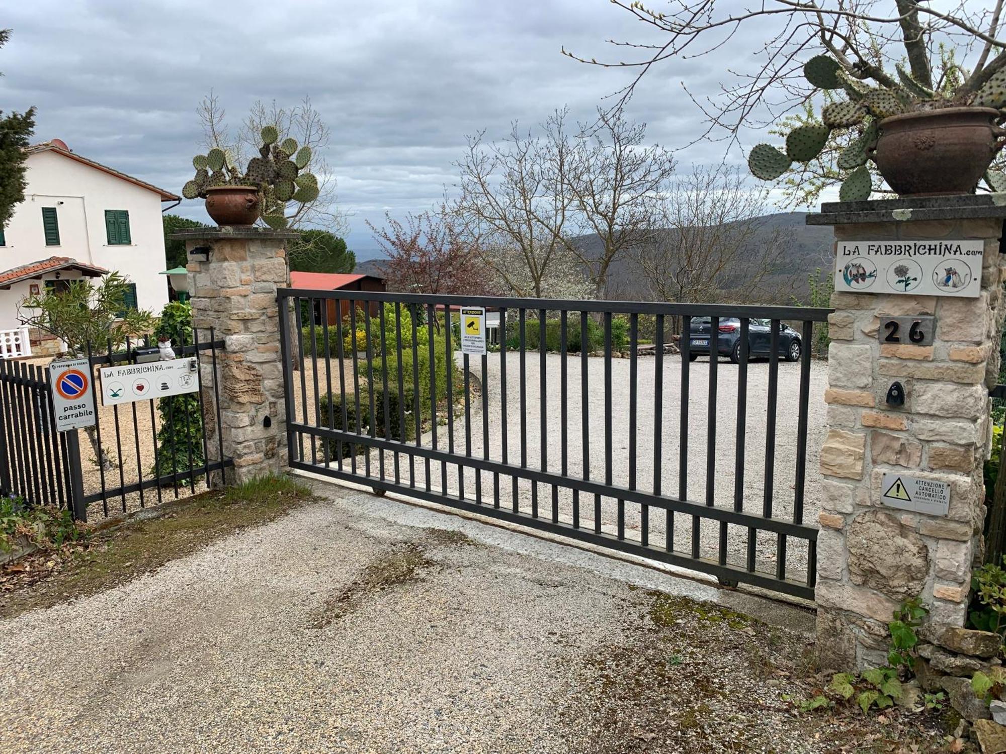 La Fabbrichina Il Luogo Della Pace Apartment Camporbiano Luaran gambar